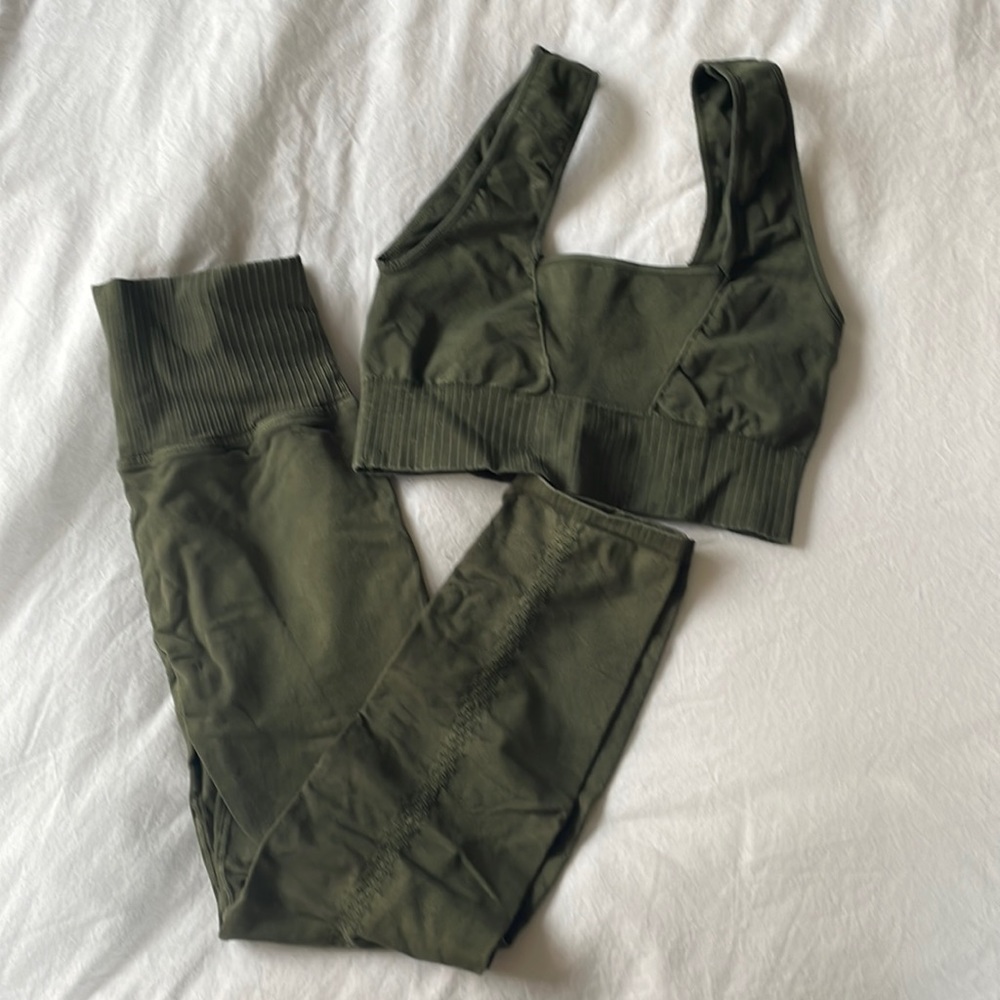 Free People Moss Green Good Karma Set. Medium/Large